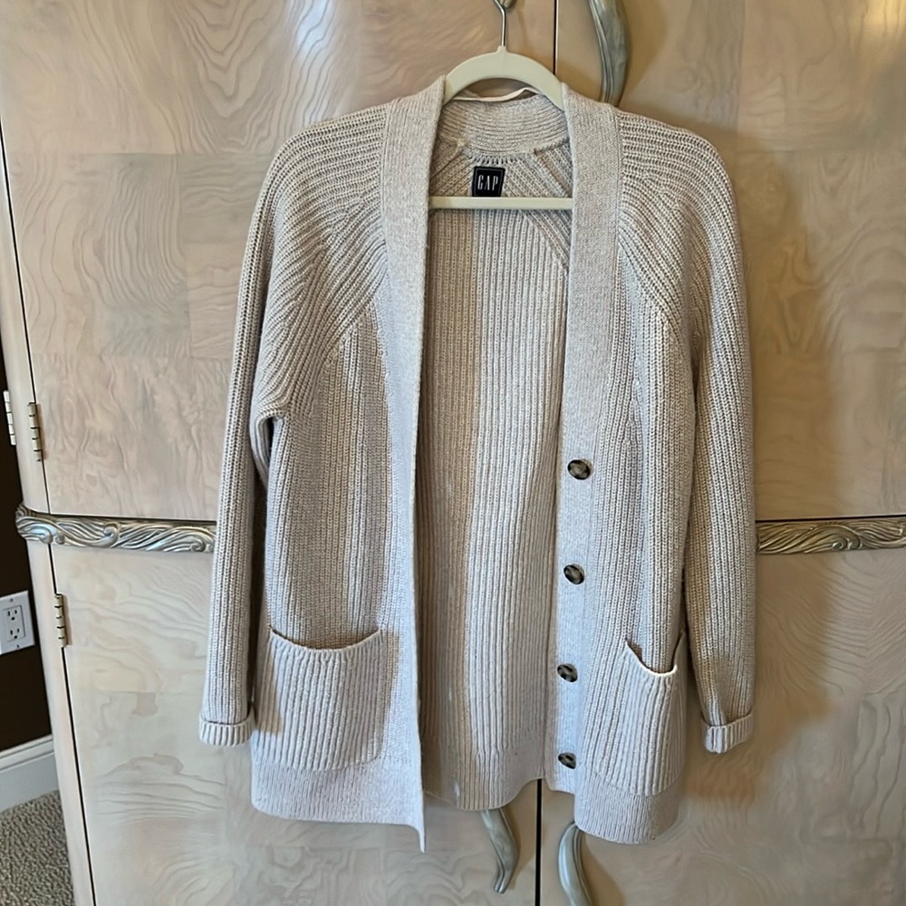 Gap cardigan in size medium